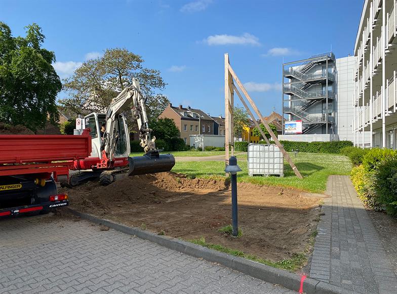 Erste kleinere Erdarbeiten